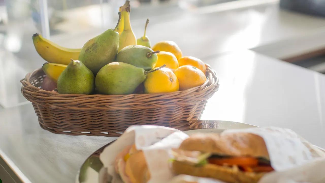 „Buffetcheck“ für ein gesundes Schulbuffet Poster