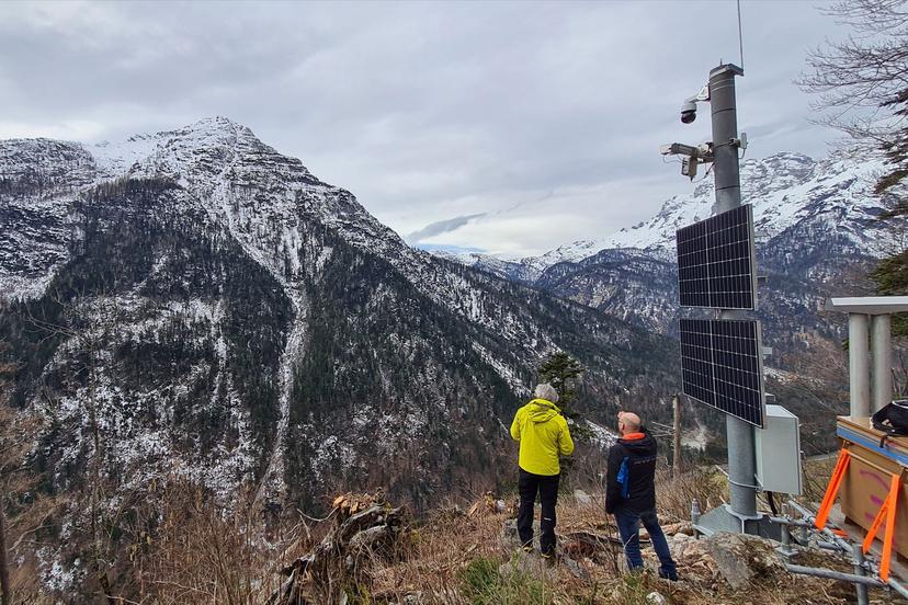 Lawinenradar wacht über B311 bei Weißbach