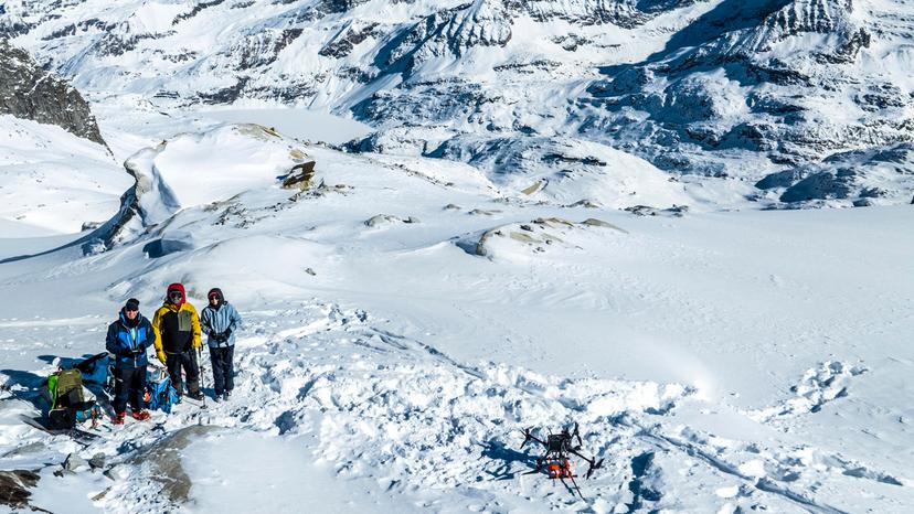 Gläserne Gletscher dank Hightech-Drohne