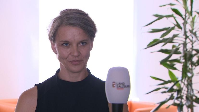 Projektleiter-Stellvertreterin Mia Flieher zum LDZ-Bauablauf