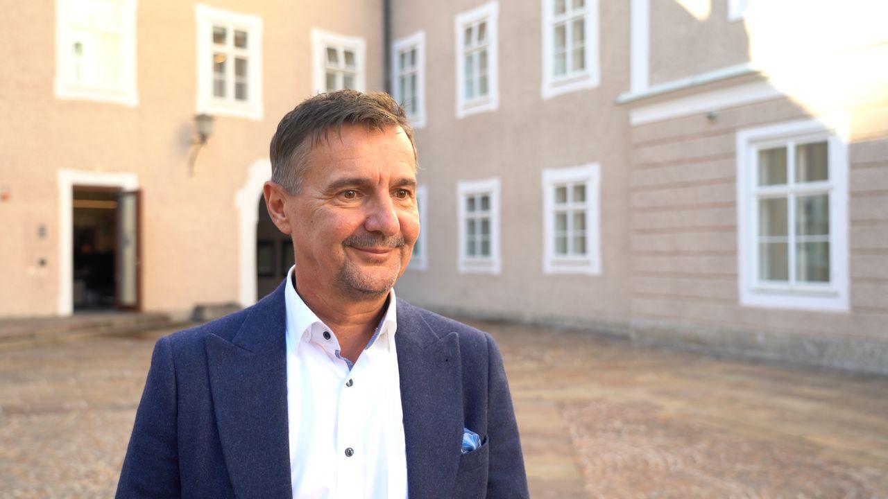 Neues Gesetz: Weniger Bürokratie, mehr Sport Poster