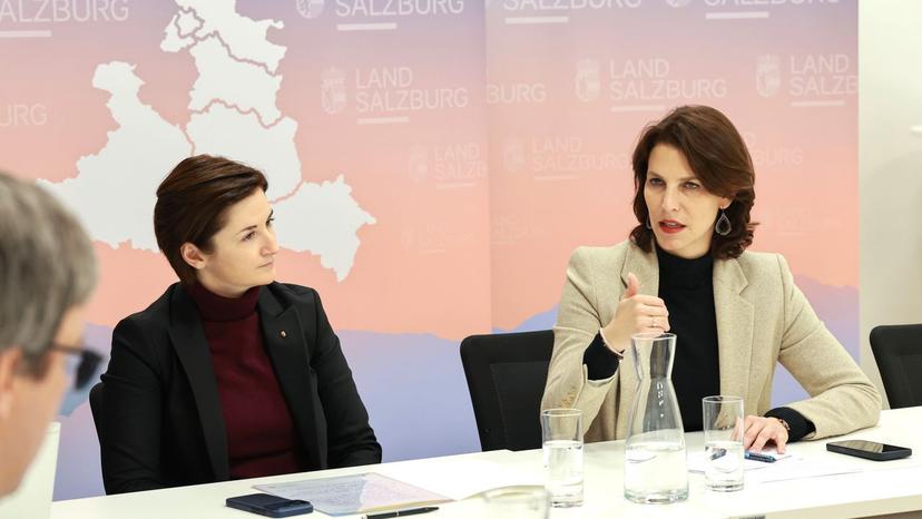 Pflege: Landesregierung nutzt finanziellen Spielraum