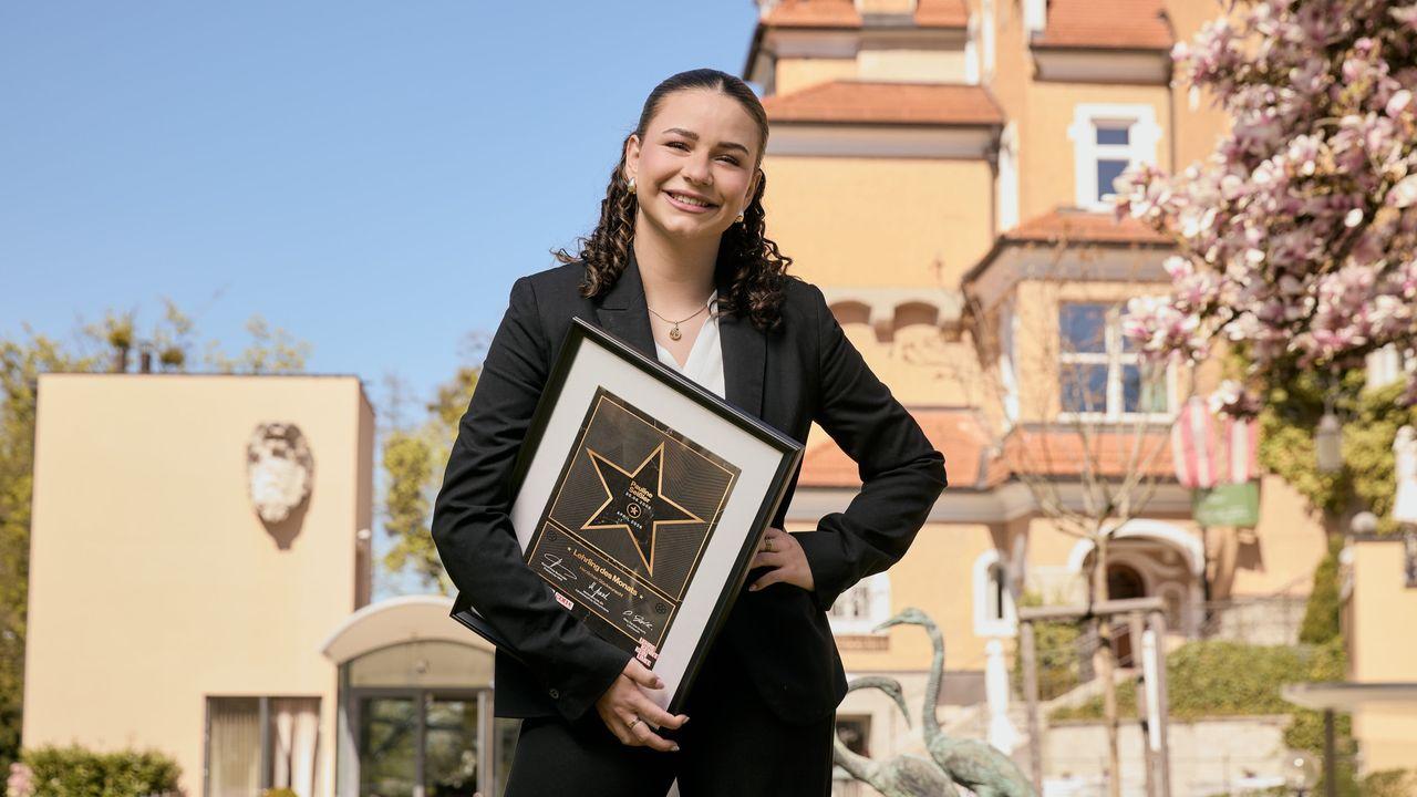 Pauline Seißler: Lehrling des Monats April 2026 Poster