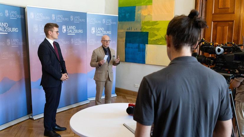 Hochwasserschutz und Pflege: Statements nach Regierungssitzung am 18. Juni